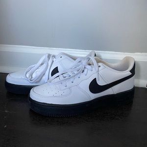 Nike Court Vision Black and White size 7